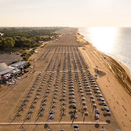 Cozy Flat With Private Garden Next To The Sea Apartment Bibione
