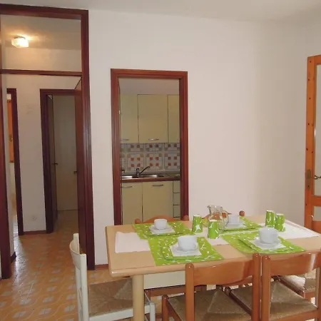 Apartment Three-room Flat With Private Garden Next To The Sea