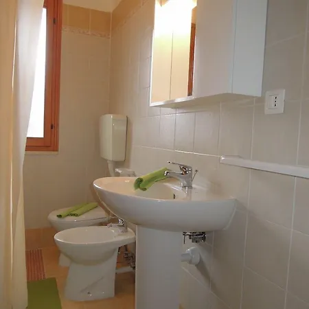 Cozy Flat With Private Garden Next To The Sea Bibione